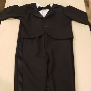One piece 12-18 months tuxedo